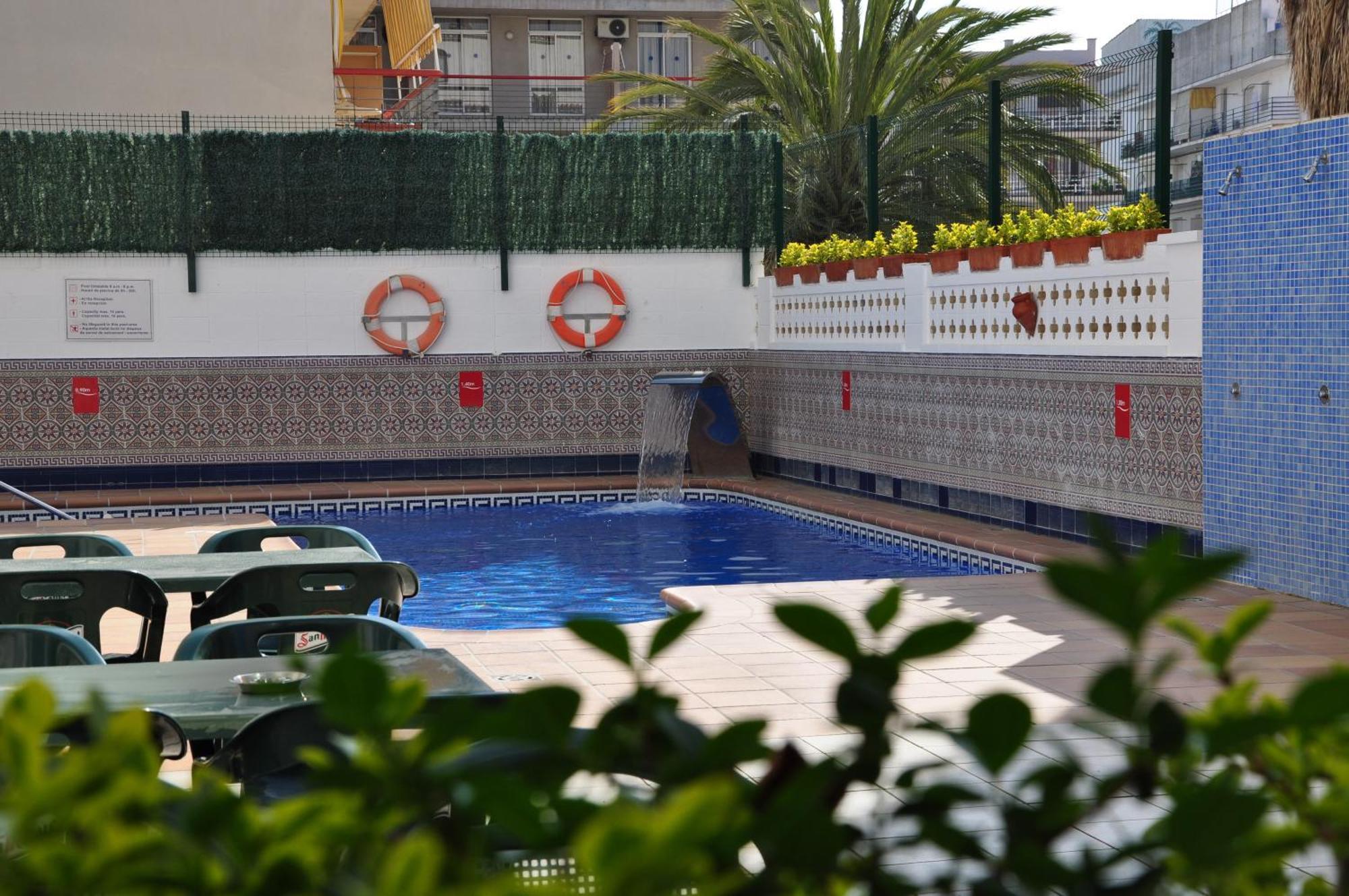 Casablanca Suites - Adults Only Calella Exterior foto
